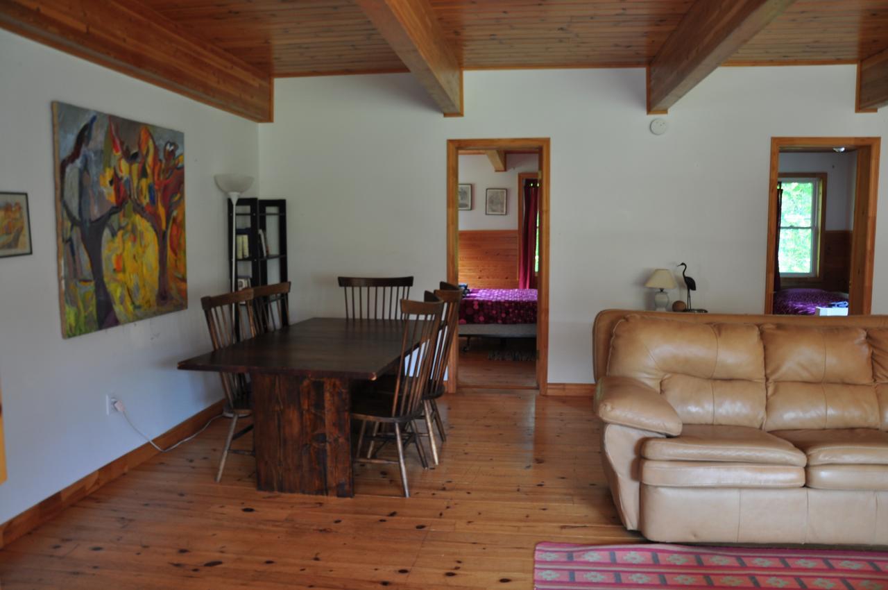 Breton Cove Farmhouse Guest House Indian Brook Eksteriør bilde